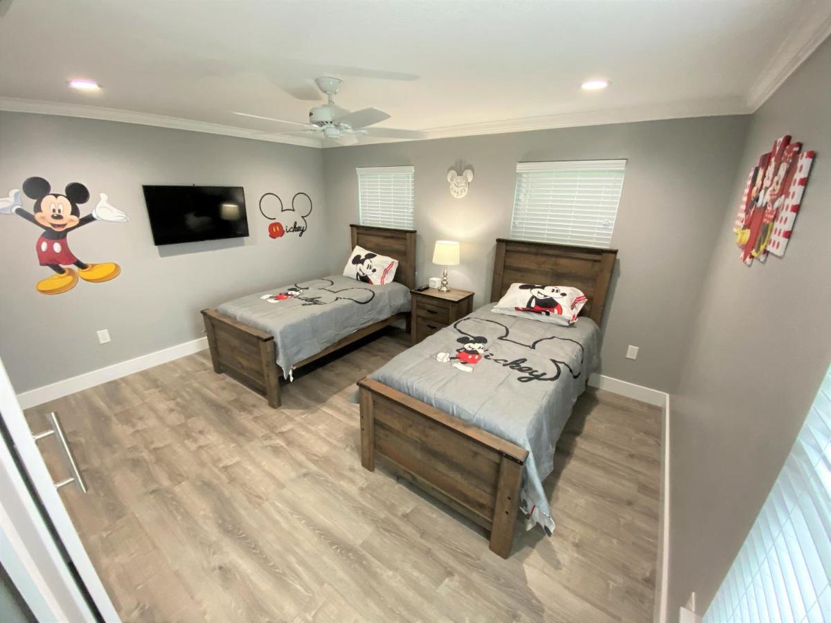 Mickeys Pearl - Phenomenal 7Br With 4 Master Suites Privacy Pool & Hot Tub Gas Bbq - 2 Miles To Disney Orlando Dış mekan fotoğraf