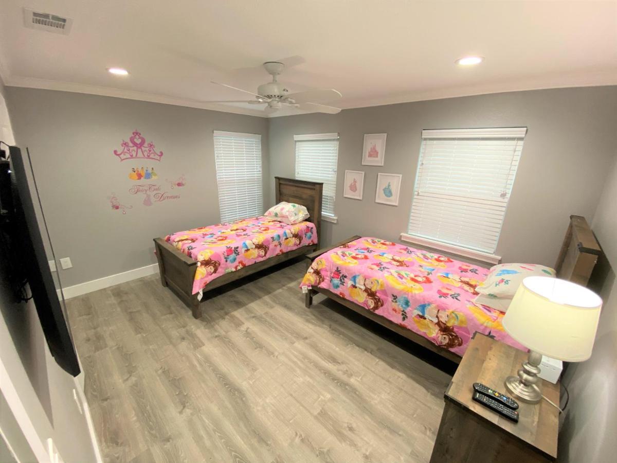 Mickeys Pearl - Phenomenal 7Br With 4 Master Suites Privacy Pool & Hot Tub Gas Bbq - 2 Miles To Disney Orlando Dış mekan fotoğraf